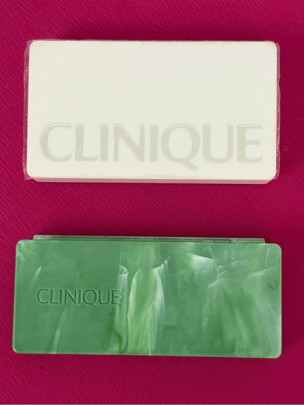 Clinique color surge eyeshadow quad palettes X2. New !!! - Picture 3 of 9
